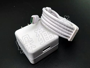 給手機(jī)買個保險！充電器防偽那些事